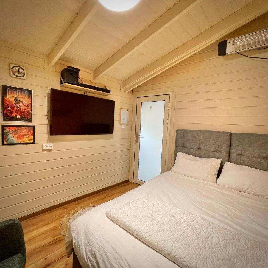 Vida Bhermon 2, One Small Wooden Cabin Майдал Шамс Екстериор снимка