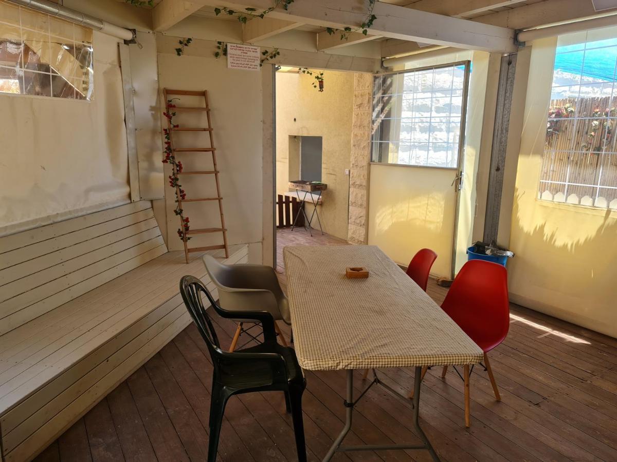 Vida Bhermon 2, One Small Wooden Cabin Майдал Шамс Екстериор снимка